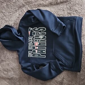 NE Patriots size 4/5 sweatshirt